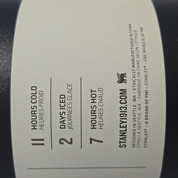 Stanley The Flowstate Quencher H2.0 Tumbler Black 40 Oz. NWT - Picture 7 of 10